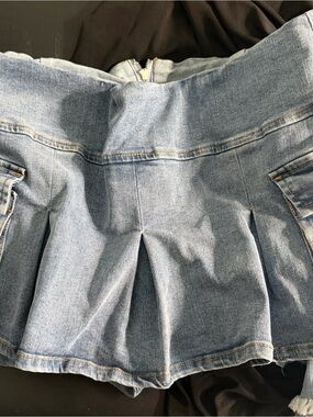 Almost Famous Light Blue Denim Pleated Skort